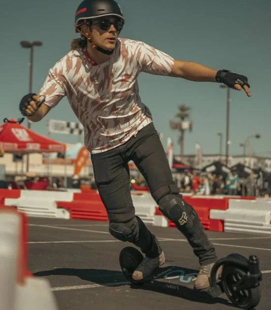 2Swift Mark ii 2-Wheel Electric Skateboard - eBoarders
