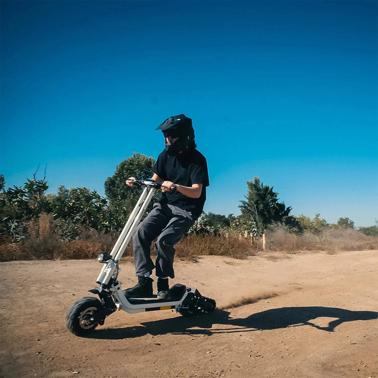 Phantom GoGo G63 Hybrid All-Terrain 2-wheel electric ride with interchangable wheels and track wheel for snow, dirt, paved-surfaces. Free shipping at e-boarders.com