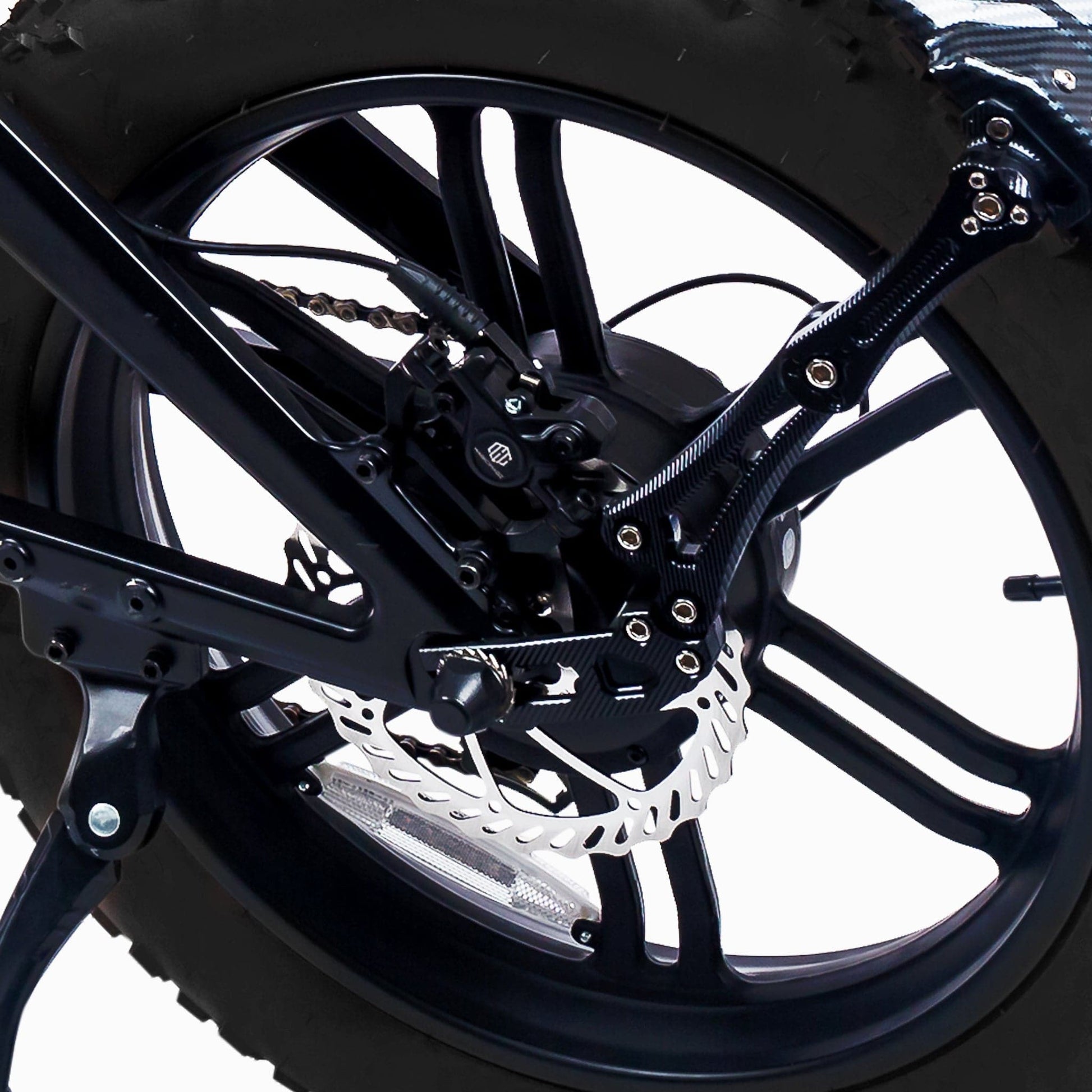 Spokes and wheel-base for Phantom Gogo Klutch Cafe Max P20 Fat Tire electric bicycle E-Bike, black, wtih pedal-assist 52 MPH, 53 Mile Battery Range. Color options are silver, silver, blue, pink. Free shipping at eBoarders.com