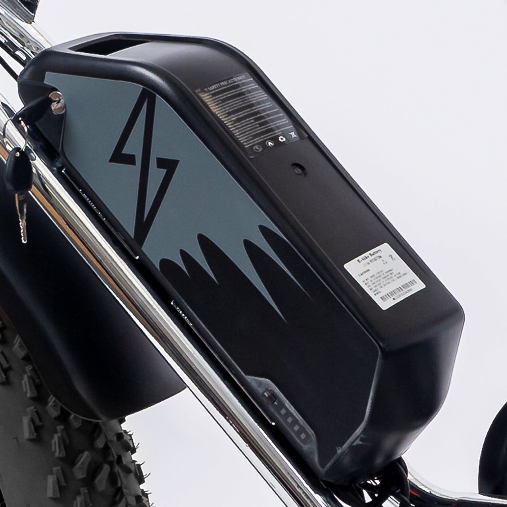 Battery casing and locking mechanism for Phantom Gogo Klutch Cafe Max P20 Fat Tire electric bicycle E-Bike, black, wtih pedal-assist 52 MPH, 53 Mile Battery Range. Color options are silver, silver, blue, pink. Free shipping at eBoarders.com