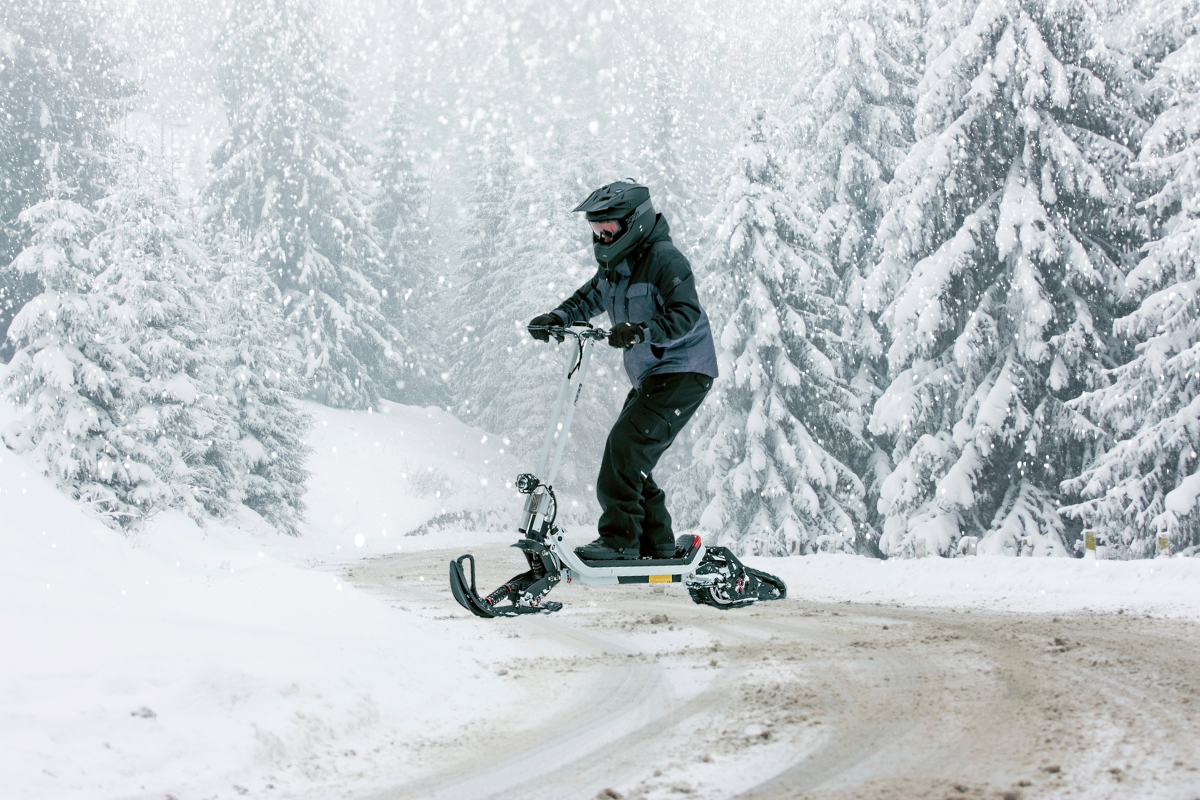 Snow Mobiling Controls Phantom G63 Snow Electric Ride Hybrid – Ultimate Snow Ride